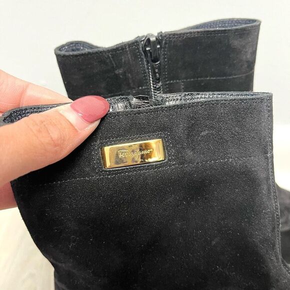 Salvatore Ferragamo Black Suede Heeled Ankle Boots in Size 9 AA (Narrow) - Picture 2 of 10